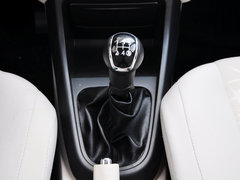 2014款 1.0L 手动标准型