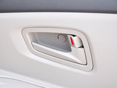2014款 1.0L 手动标准型