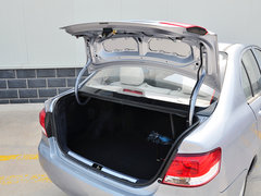 2014款 1.0L 手动标准型
