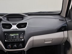 2014款 1.0L 手动标准型