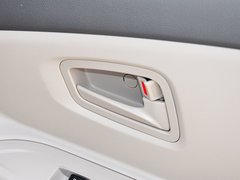 2014款 1.0L 手动标准型