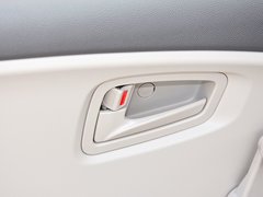 2014款 1.0L 手动标准型