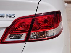2014款 1.0L 手动标准型