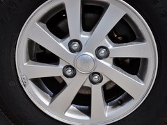2014款 1.0L 手动标准型