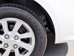 2014款 1.0L 手动标准型