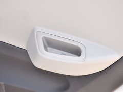 2014款 1.0L 手动标准型