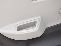 2014款 1.0L 手动标准型