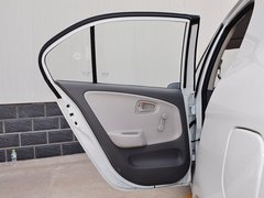 2014款 1.0L 手动标准型