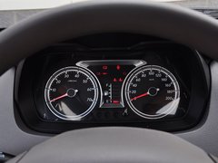 2014款 1.0L 手动标准型