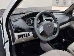 2014款 1.0L 手动标准型