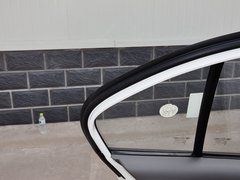 2014款 1.0L 手动标准型