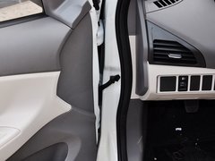 2014款 1.0L 手动标准型