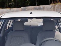 2014款 1.0L 手动标准型