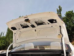 2014款 1.0L 手动标准型