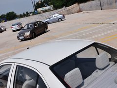 2014款 1.0L 手动标准型
