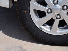 2014款 1.0L 手动标准型