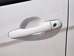 2014款 1.0L 手动标准型