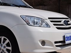 2014款 1.0L 手动标准型