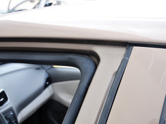 2014款 1.0L 手动标准型
