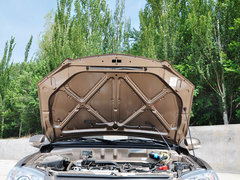 2014款 1.0L 手动标准型