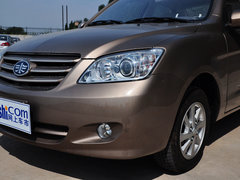 2014款 1.0L 手动标准型