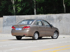 2014款 1.0L 手动标准型