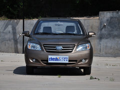 2014款 1.0L 手动标准型
