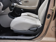 2014款 1.0L 手动标准型