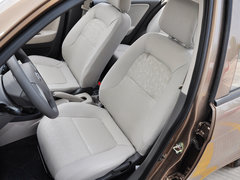 2014款 1.0L 手动标准型