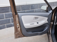 2014款 1.0L 手动标准型