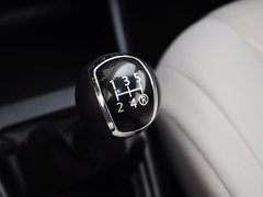 2014款 1.0L 手动标准型