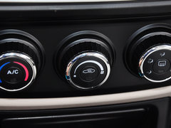 2014款 1.0L 手动标准型