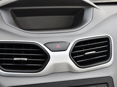 2014款 1.0L 手动标准型