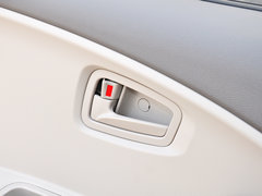 2014款 1.0L 手动标准型