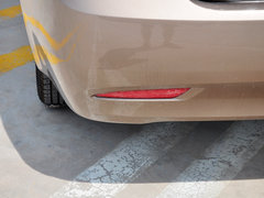 2014款 1.0L 手动标准型