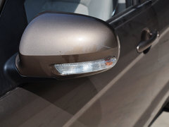 2014款 1.0L 手动标准型