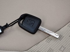 2014款 1.5L 手动 标准型