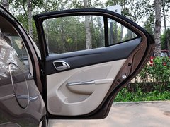 2014款 1.5L 手动 标准型