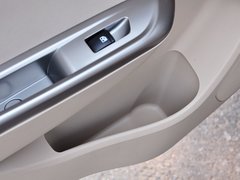 2014款 1.5L 手动 标准型