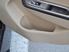 2014款 1.5L 自动 舒适型