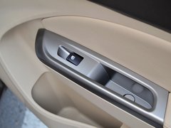 2014款 1.5L 自动 舒适型