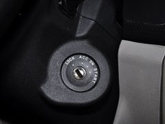 2014款 1.3L 手动 进取型