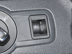 2014款 1.6L 自动 豪华型