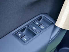 2014款 1.6L 自动 豪华型