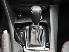 2014款 两厢 2.0L 自动 旗舰型
