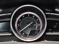 2014款 两厢 2.0L 自动 旗舰型
