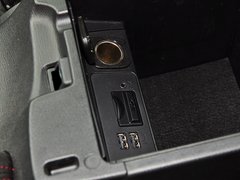 2014款 两厢 2.0L 自动 旗舰型