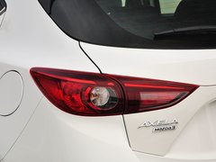 2014款 两厢 2.0L 自动 旗舰型