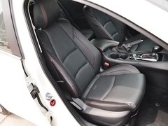 2014款 两厢 2.0L 自动 旗舰型