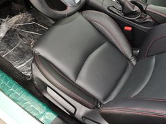 2014款 两厢 2.0L 自动 旗舰型